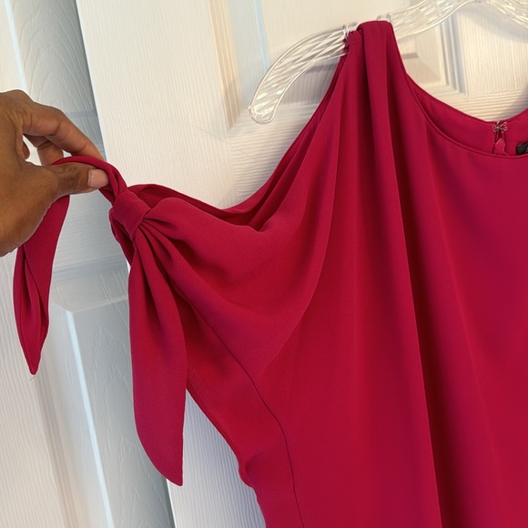 Hot pink midi cold shoulder shift dress. - Picture 2 of 4